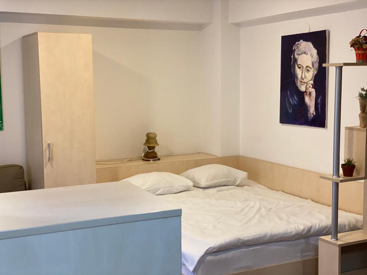 Sinaia Chic Minisuite Mirage-Self Check-In&Free Parking ภายนอก รูปภาพ